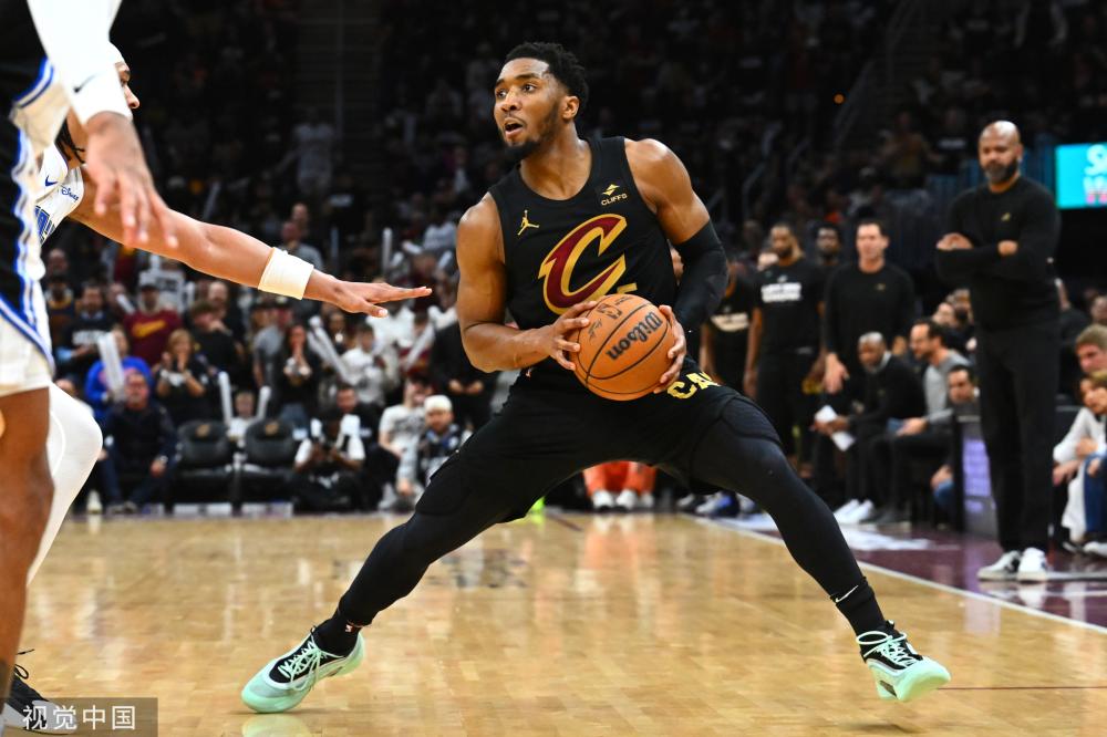 中屡挑战巅 中屡挑战巅