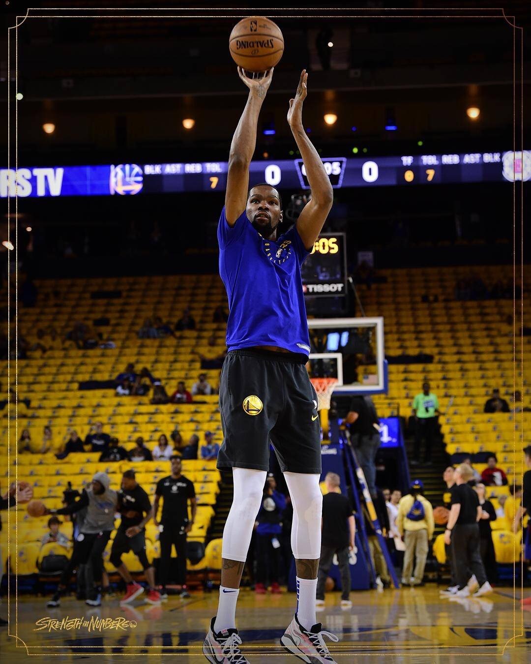 在赛程与球 在赛程与球