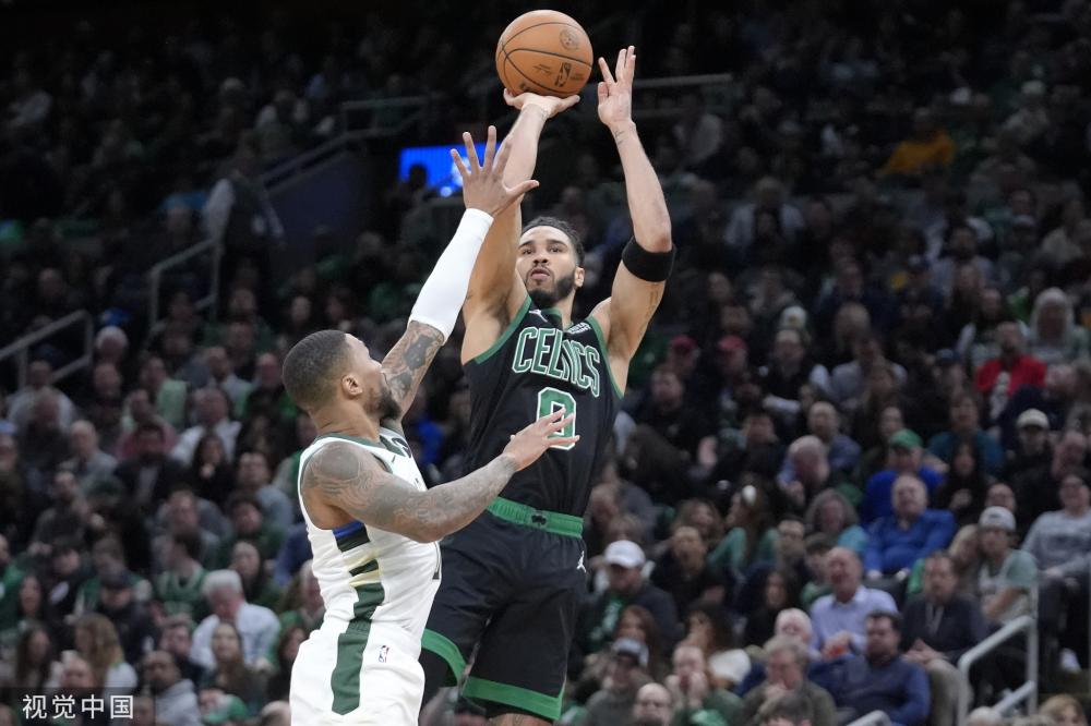 在社交媒体 在社交媒体